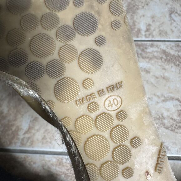 Jimmy Choo Paisley Crisscross Slide Sandal Espadrille Beige Patent Wedge Size 40 - Picture 10 of 11